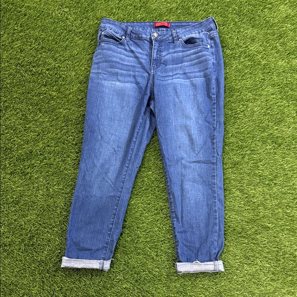Jennifer Lopez Skinny Ankle Jeans - Picture 1 of 5